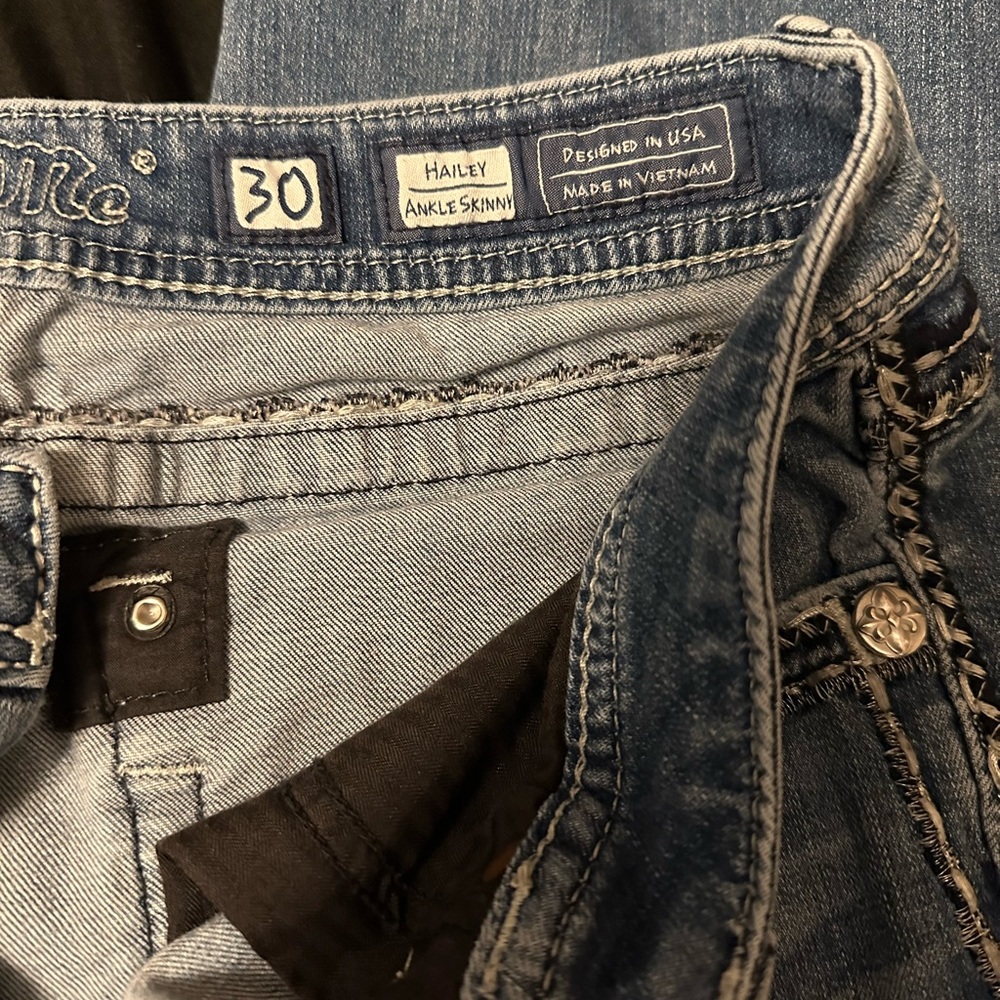 Miss Me Jeans 30 Waist Ankle Skinny Hailey